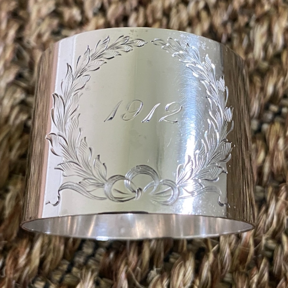Antique Sterling Silver "1912" Wreath and bow Napkin Ring